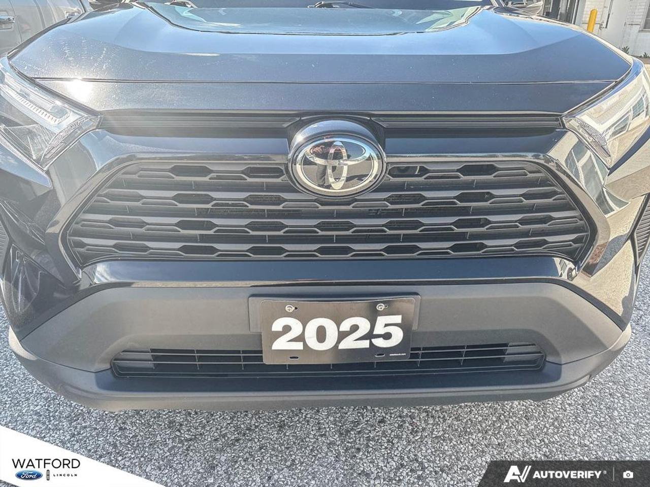 2025 Toyota RAV4 XLE AWD Photo