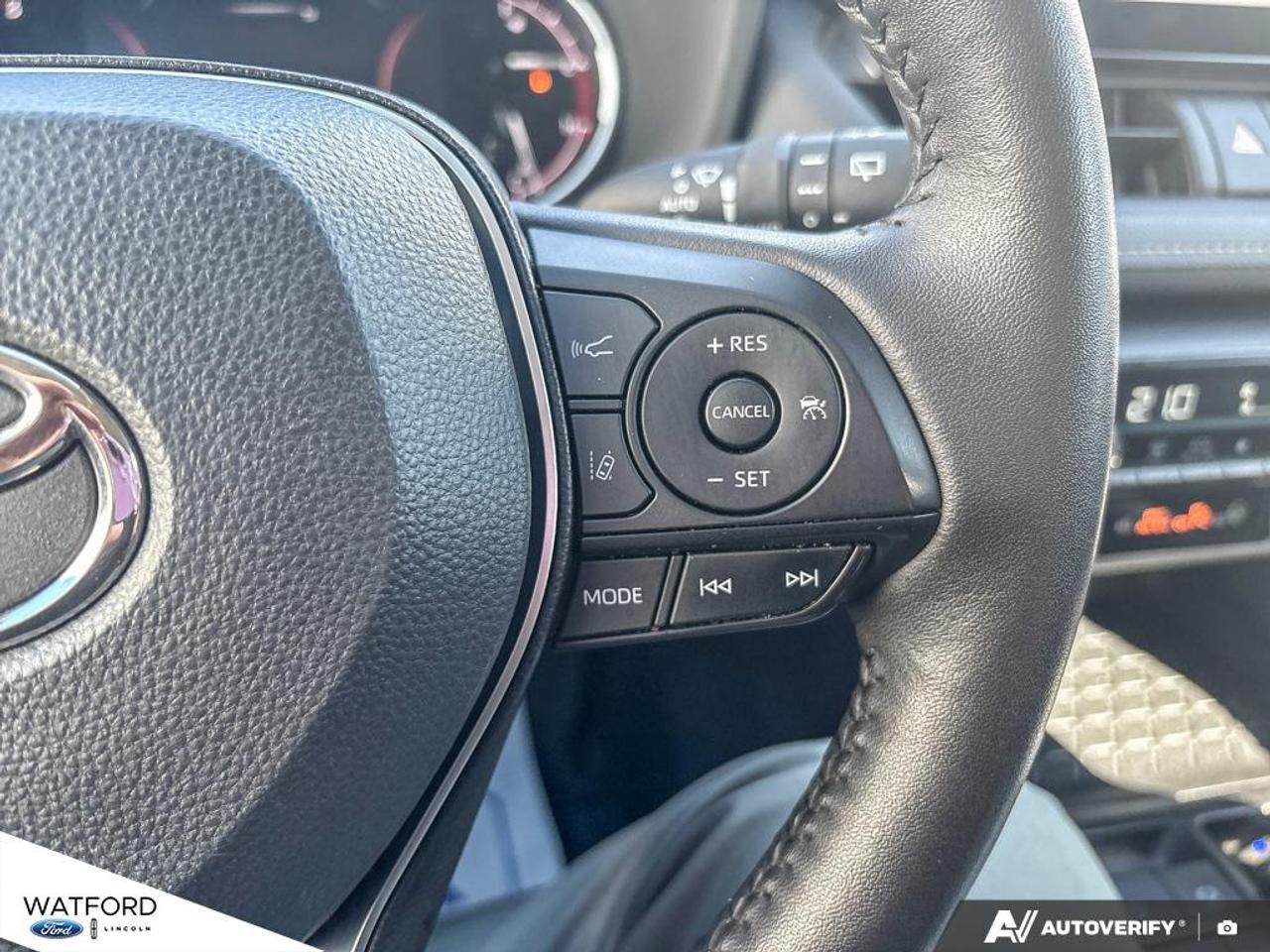 2025 Toyota RAV4 XLE AWD Photo