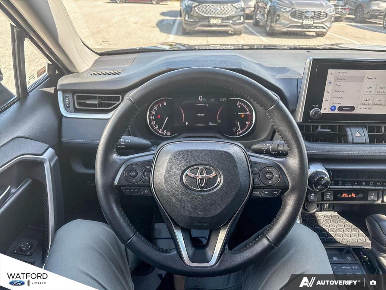 2025 Toyota RAV4 XLE AWD Photo