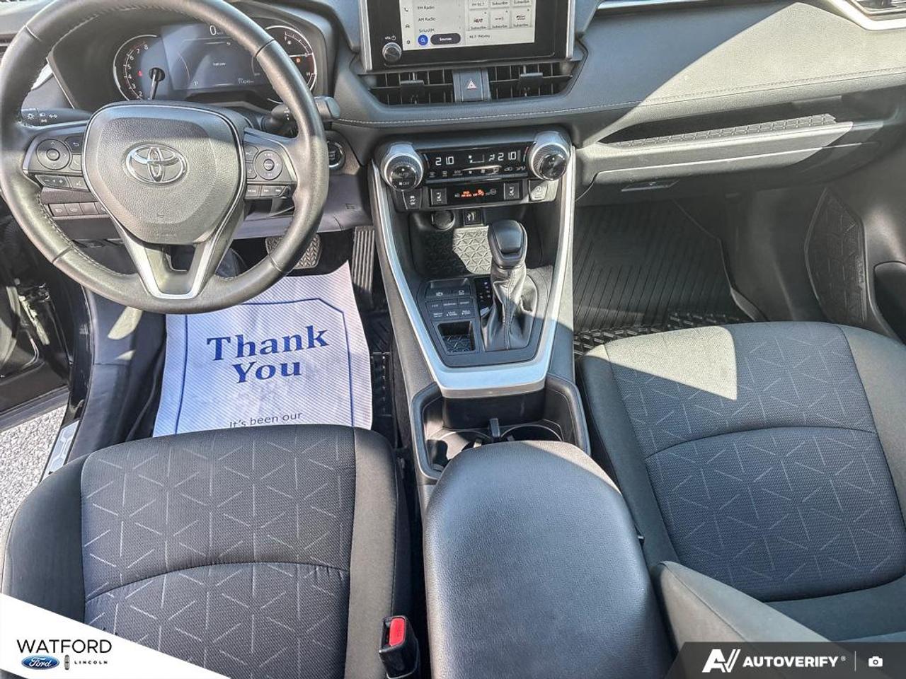 2025 Toyota RAV4 XLE AWD Photo