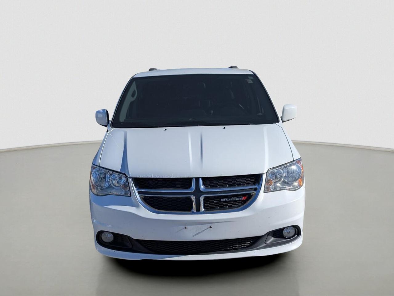 2018 Dodge Grand Caravan Crew Plus Photo1