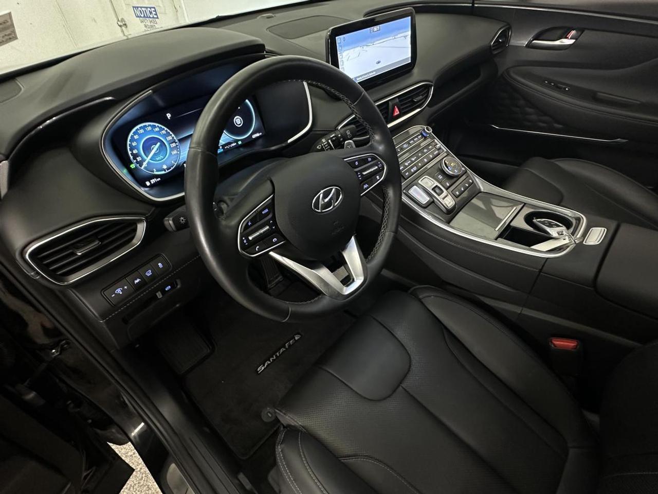 2023 Hyundai Santa Fe HEV Luxury LUXURY/HYBRID/AWD/LEATHER/PANOROOF/NAV/OFF 1 OWNER LEASE! Photo