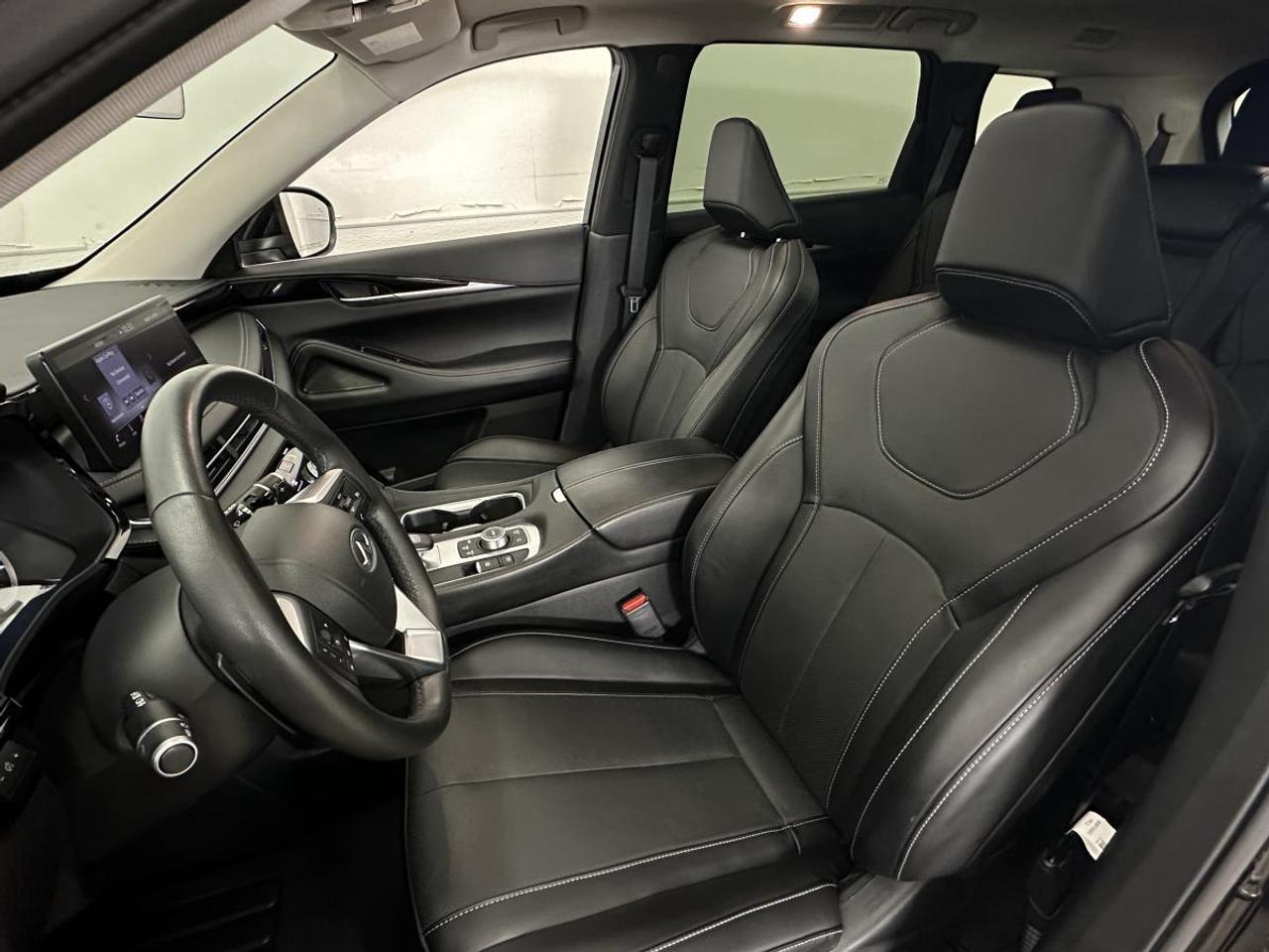 2024 Infiniti QX60 Pure PURE/AWD/7 PASS/LEATHER/PANOROOF/17KM/1 OWNER LEASE RETURN! Photo