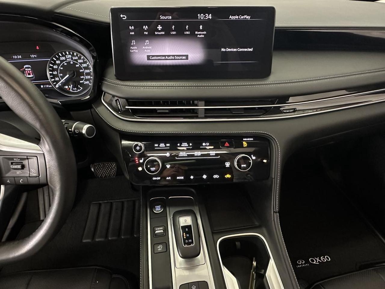 2024 Infiniti QX60 Pure PURE/AWD/7 PASS/LEATHER/PANOROOF/17KM/1 OWNER LEASE RETURN! Photo