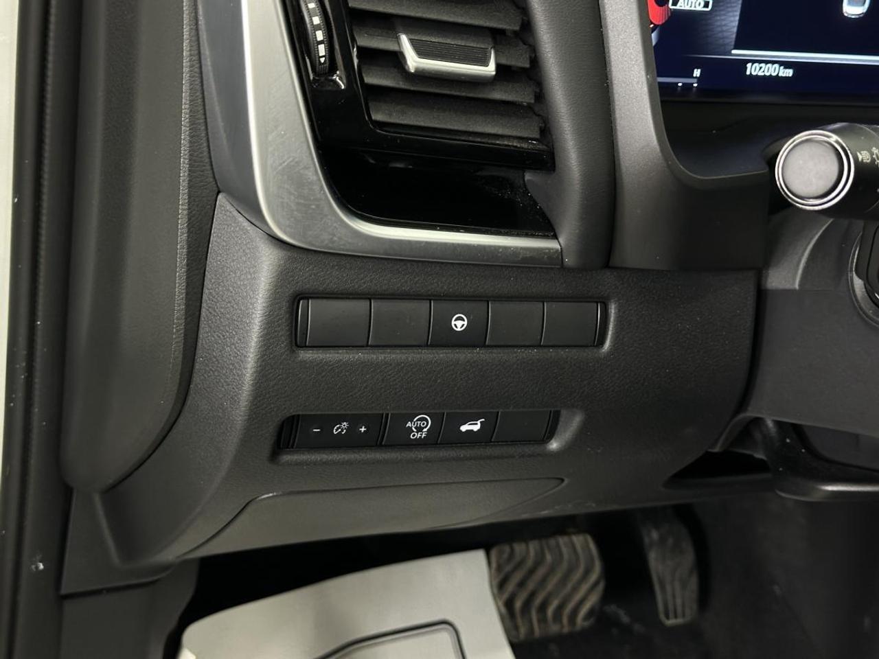 2024 Nissan Rogue SL/AWD/LEATHER/PANOROOF/NAVI/10KM/OFF 1 OWNER NISSAN LEASE! Photo