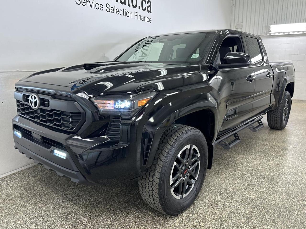 2025 Toyota Tacoma TRD SPORT/HARD TONNEAU/STEP BARS/22KM/OFF 1 OWNER LEASE! Photo
