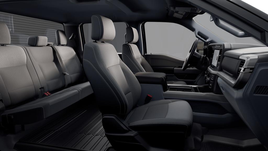 2024 Ford F-350 photo 6