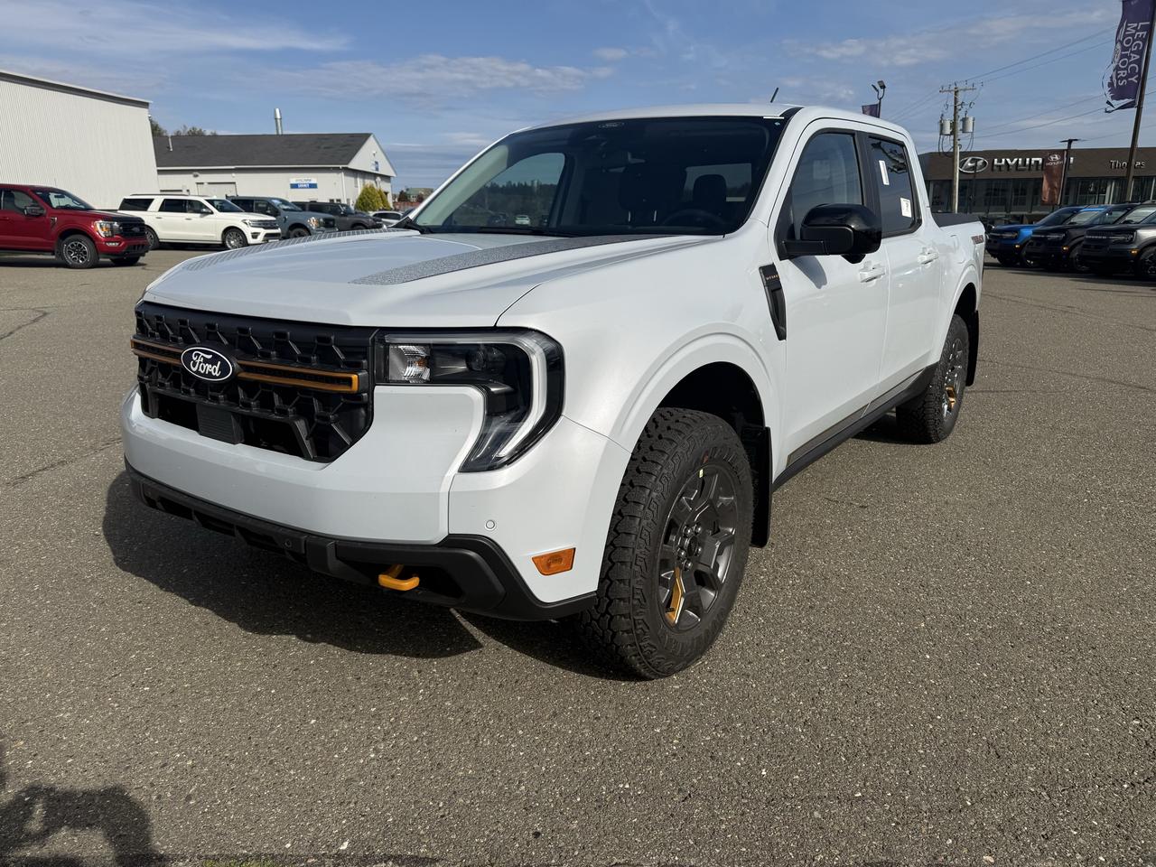 2026 Ford Maverick TREMOR AWD SuperCrew Photo1