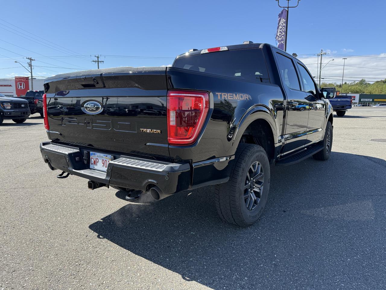2022 Ford F-150 SUPERCREW Photo2