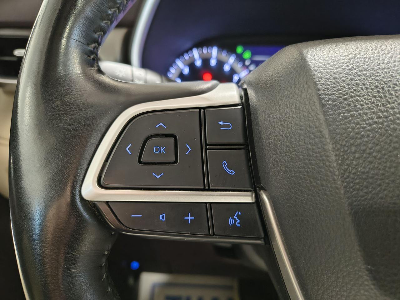 2022 Toyota Highlander XLE Photo0