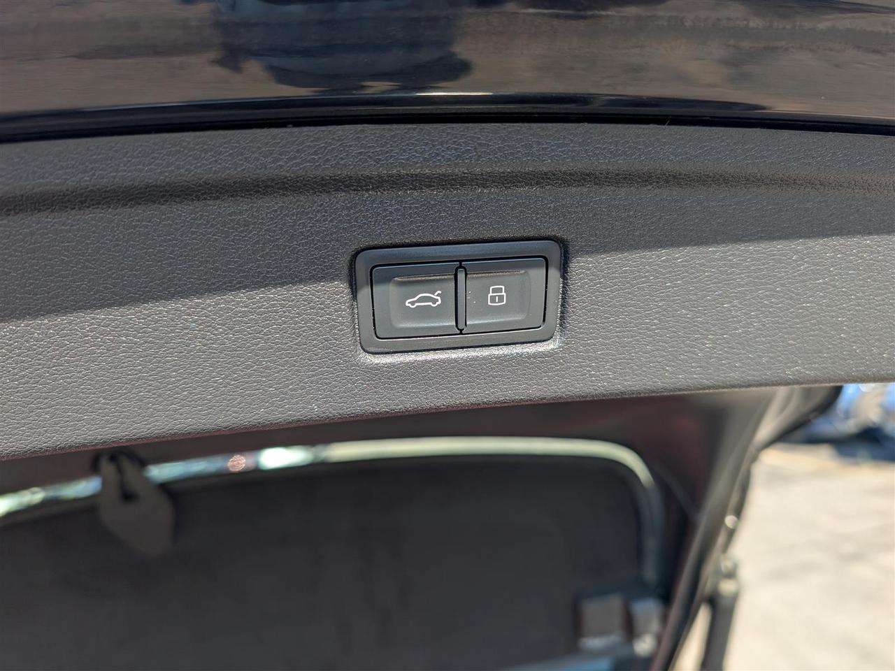 2022 Audi S5 QTRO - NAVI - SUNROOF - RED LEATHER - TECH FEATS Photo