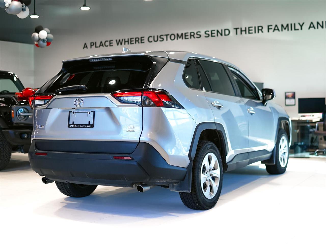 2025 Toyota RAV4 LE AWD | NO ACCIDENTS | BLIND SPOT | APP CONNECT Photo