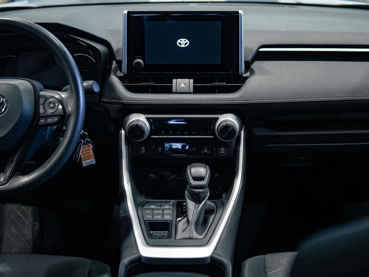 2025 Toyota RAV4 LE AWD | NO ACCIDENTS | BLIND SPOT | APP CONNECT Photo
