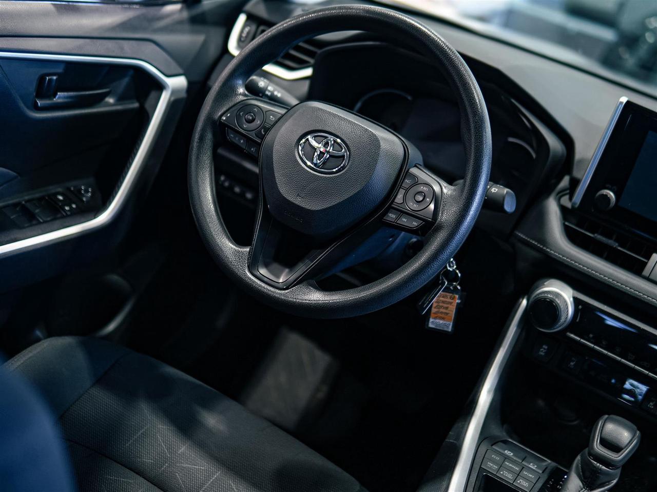 2025 Toyota RAV4 LE AWD | NO ACCIDENTS | BLIND SPOT | APP CONNECT Photo