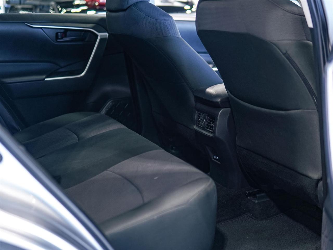 2025 Toyota RAV4 LE AWD | NO ACCIDENTS | BLIND SPOT | APP CONNECT Photo