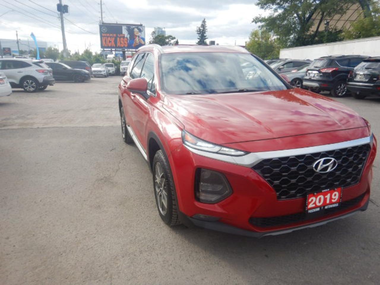 2019 Hyundai Santa Fe ESSENTIAL Photo