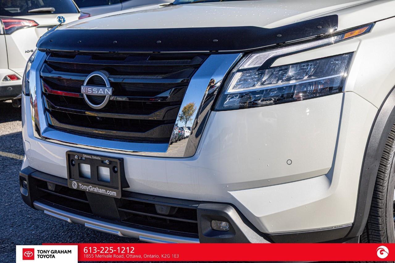 2024 Nissan Pathfinder Platinum Photo