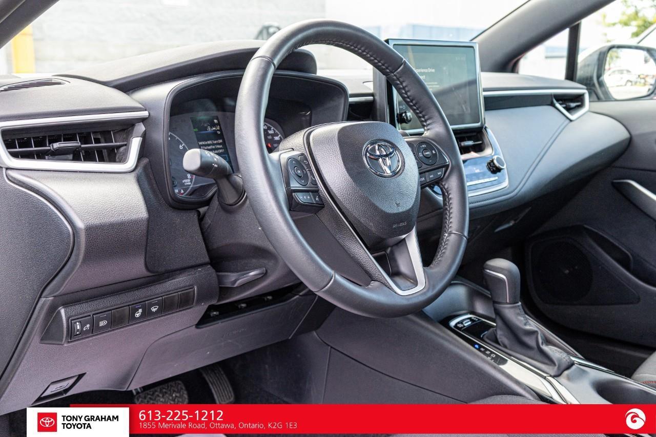 2025 Toyota Corolla SE Photo