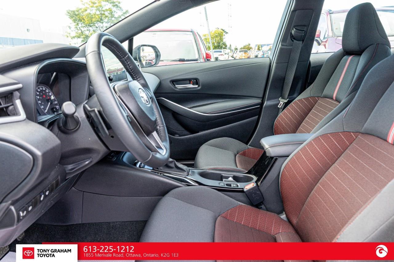 2025 Toyota Corolla SE Photo