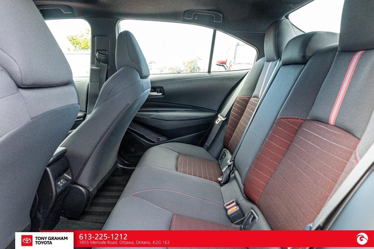 2025 Toyota Corolla SE Photo