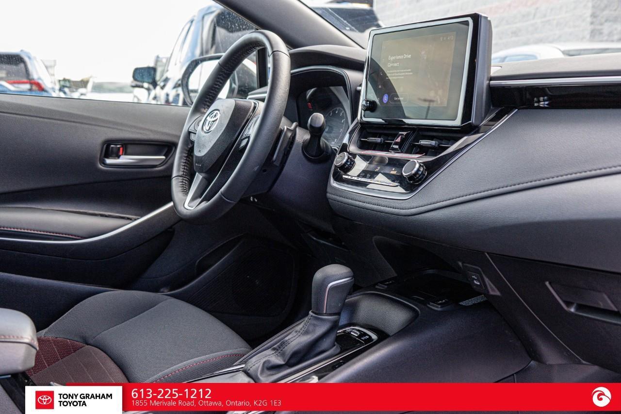 2025 Toyota Corolla SE Photo