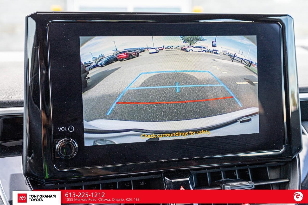 2025 Toyota Corolla SE Photo