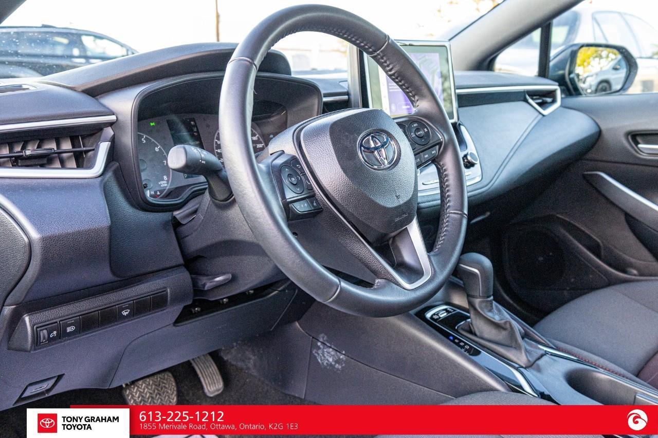 2025 Toyota Corolla SE Photo
