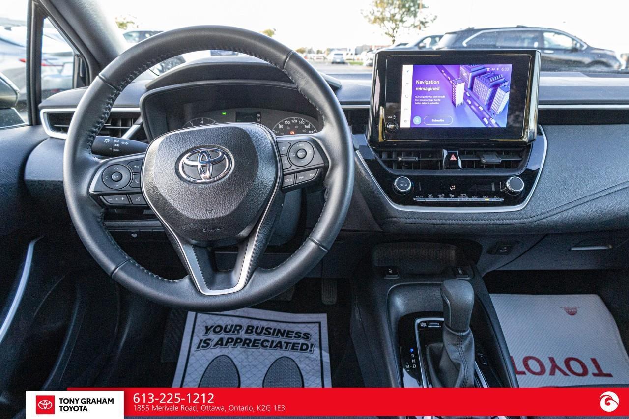2025 Toyota Corolla SE Photo