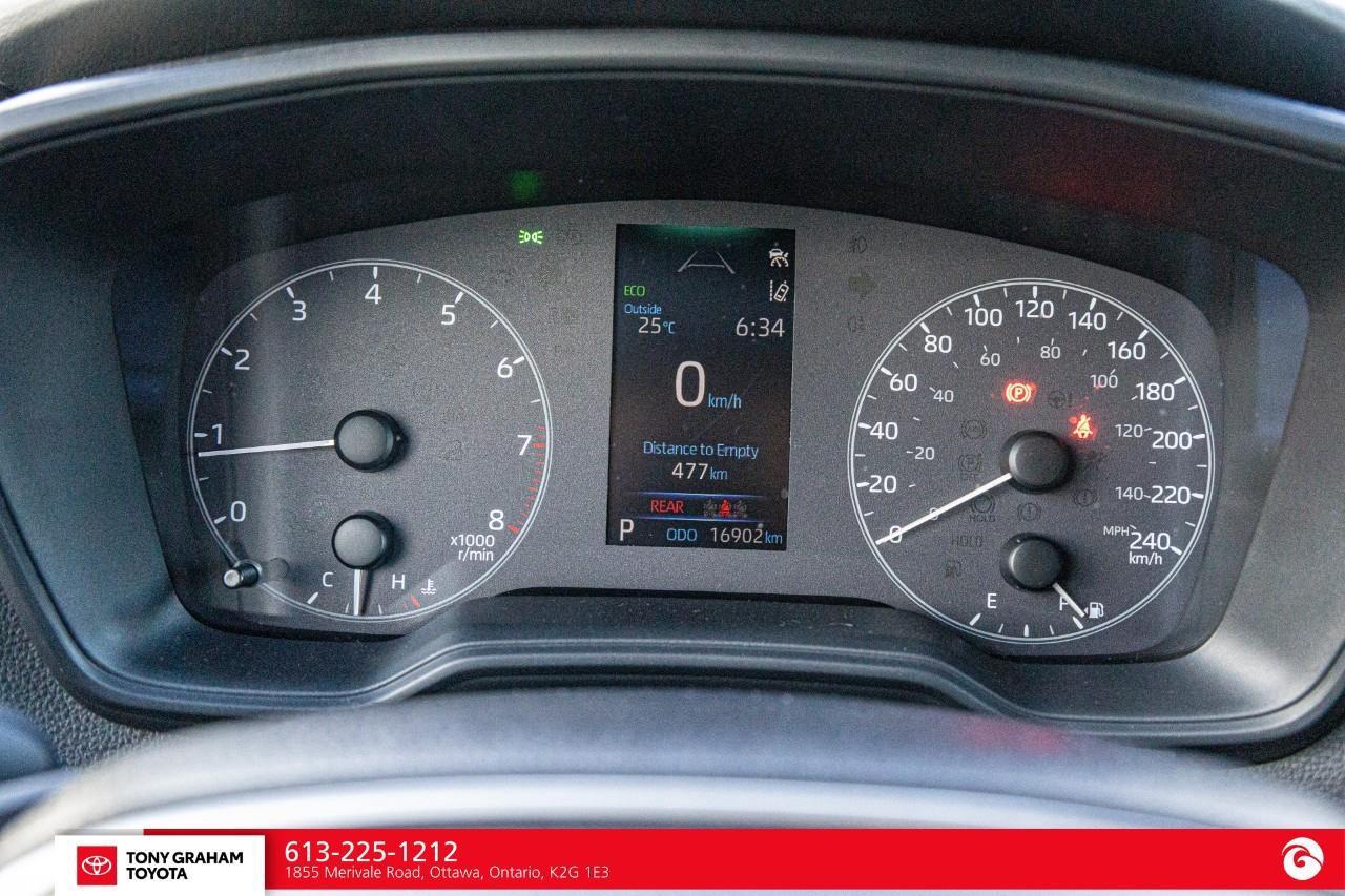 2025 Toyota Corolla SE Photo