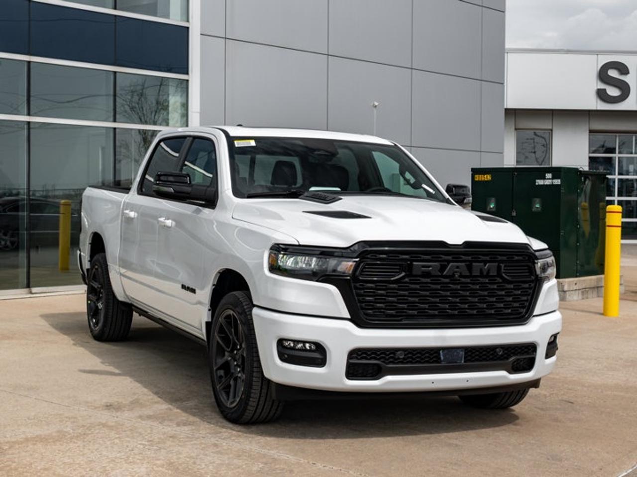 2026 RAM 1500 SPORT Photo