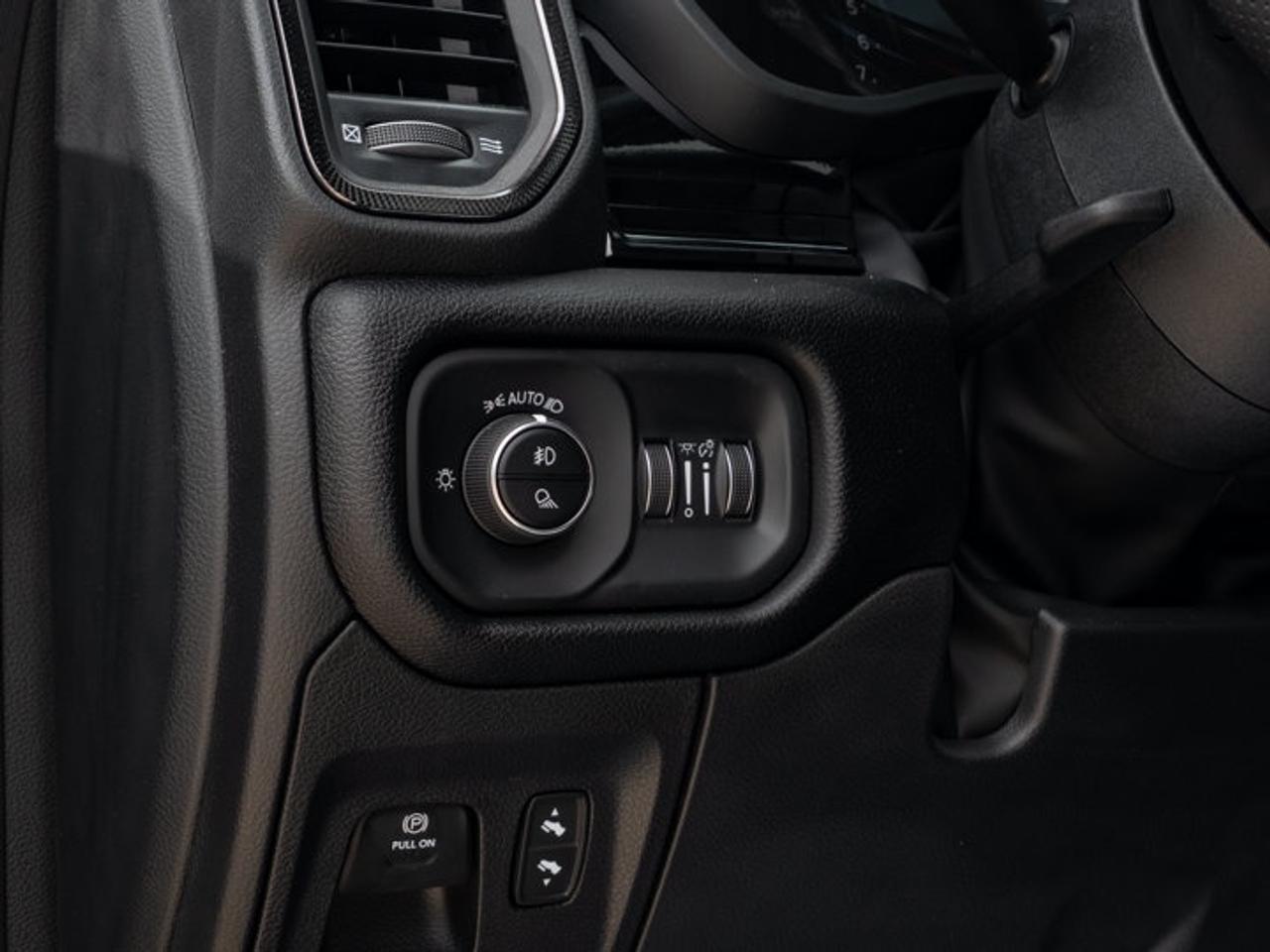 2026 RAM 1500 SPORT Photo