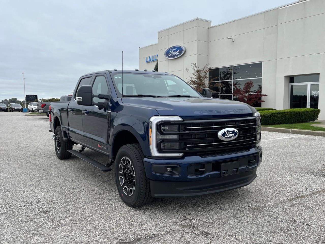 2027 Ford F-250 Platinum Photo0