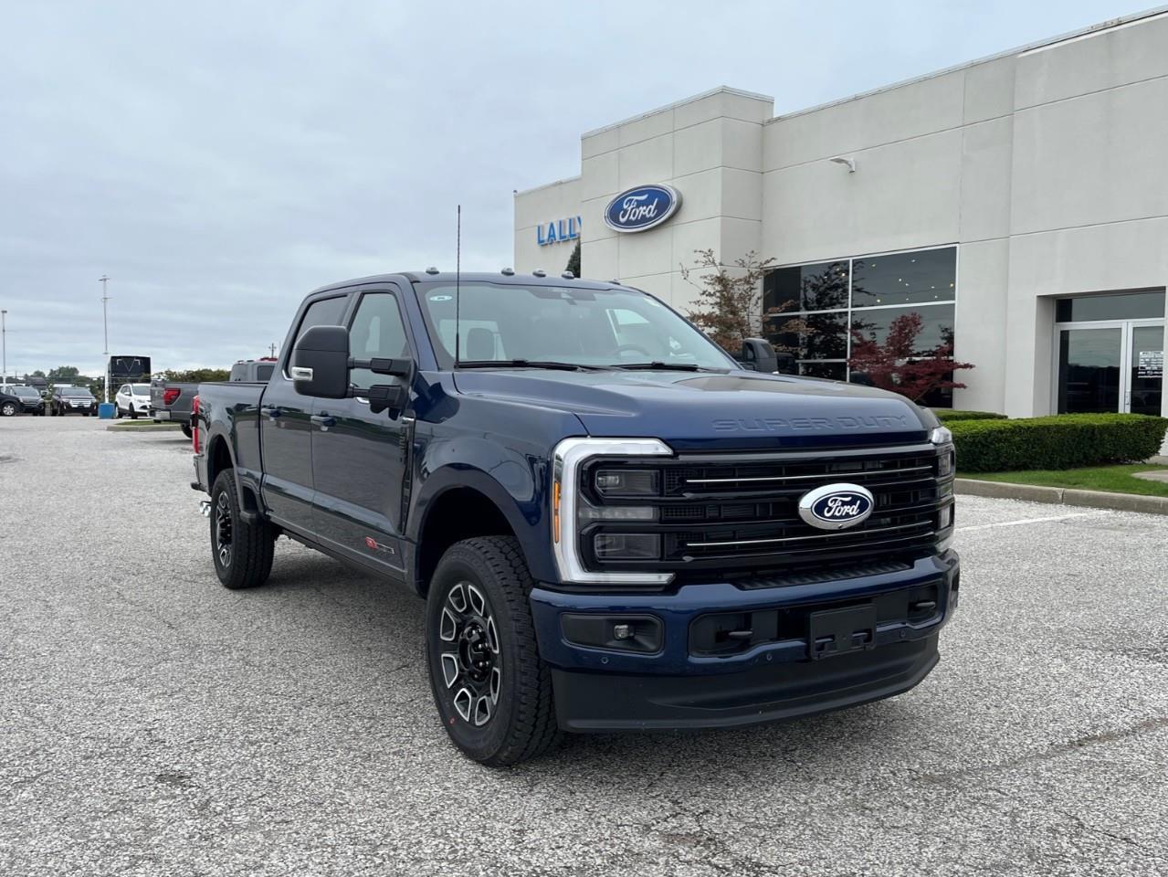 2027 Ford F-250 Platinum Photo5