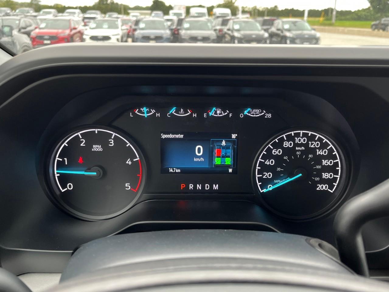 2027 Ford F-350 XLT Photo