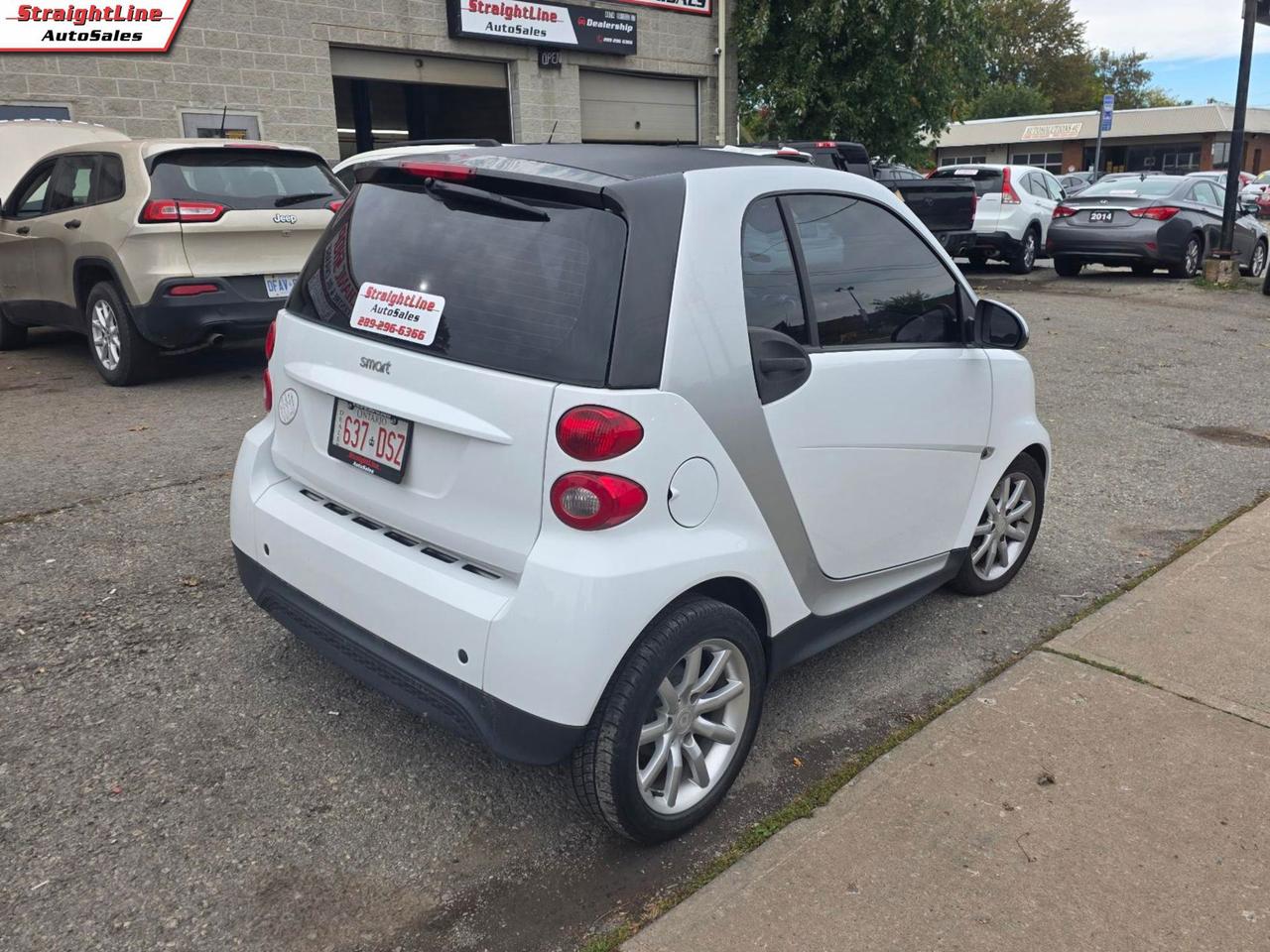 2015 Smart fortwo passion coupe - Very Low KM, No Accidents Photo