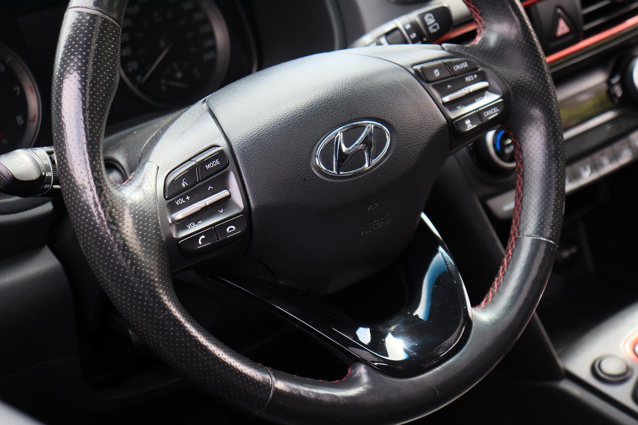 2020 Hyundai KONA Ultimate | AWD | Leather | Roof | Nav | Cam | BSM Photo17