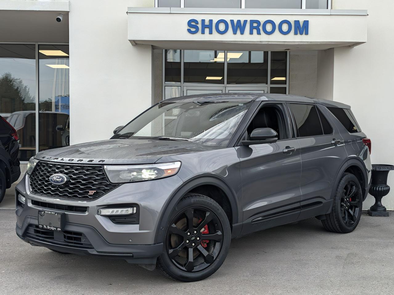 2022 Ford Explorer ST 4WD Photo0