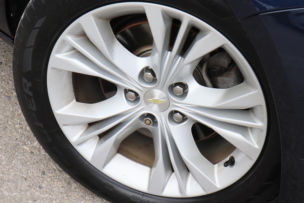 2015 Chevrolet Impala LT | Leather | Bluetooth | Alloys | Dealer Service Photo