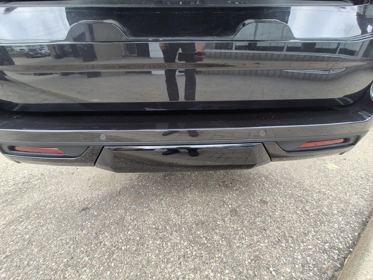 2025 Ford Expedition TREMOR! LEATHER, PANO ROOF, RE-FRESHED DESIGN! Photo
