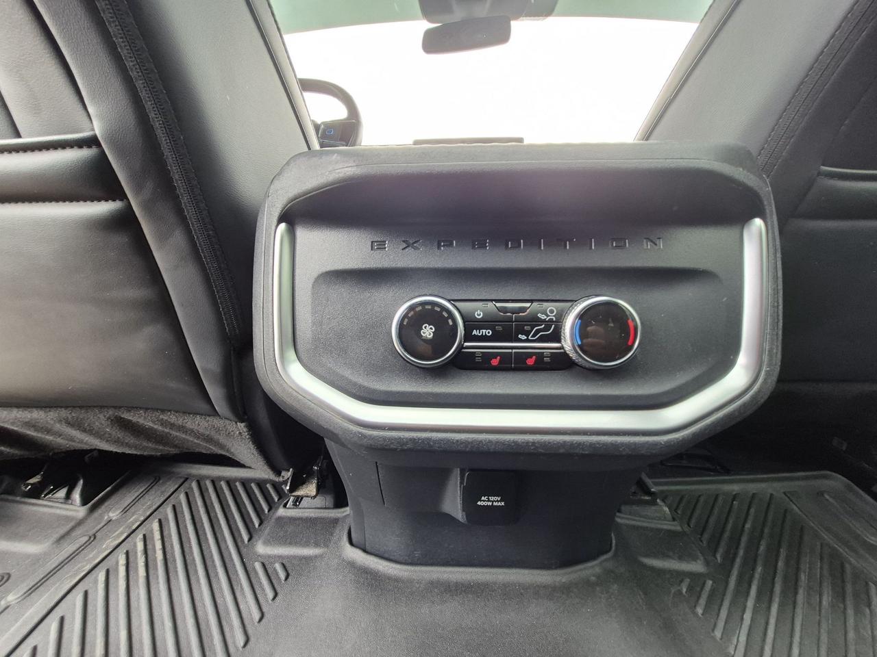 2025 Ford Expedition TREMOR! LEATHER, PANO ROOF, RE-FRESHED DESIGN! Photo