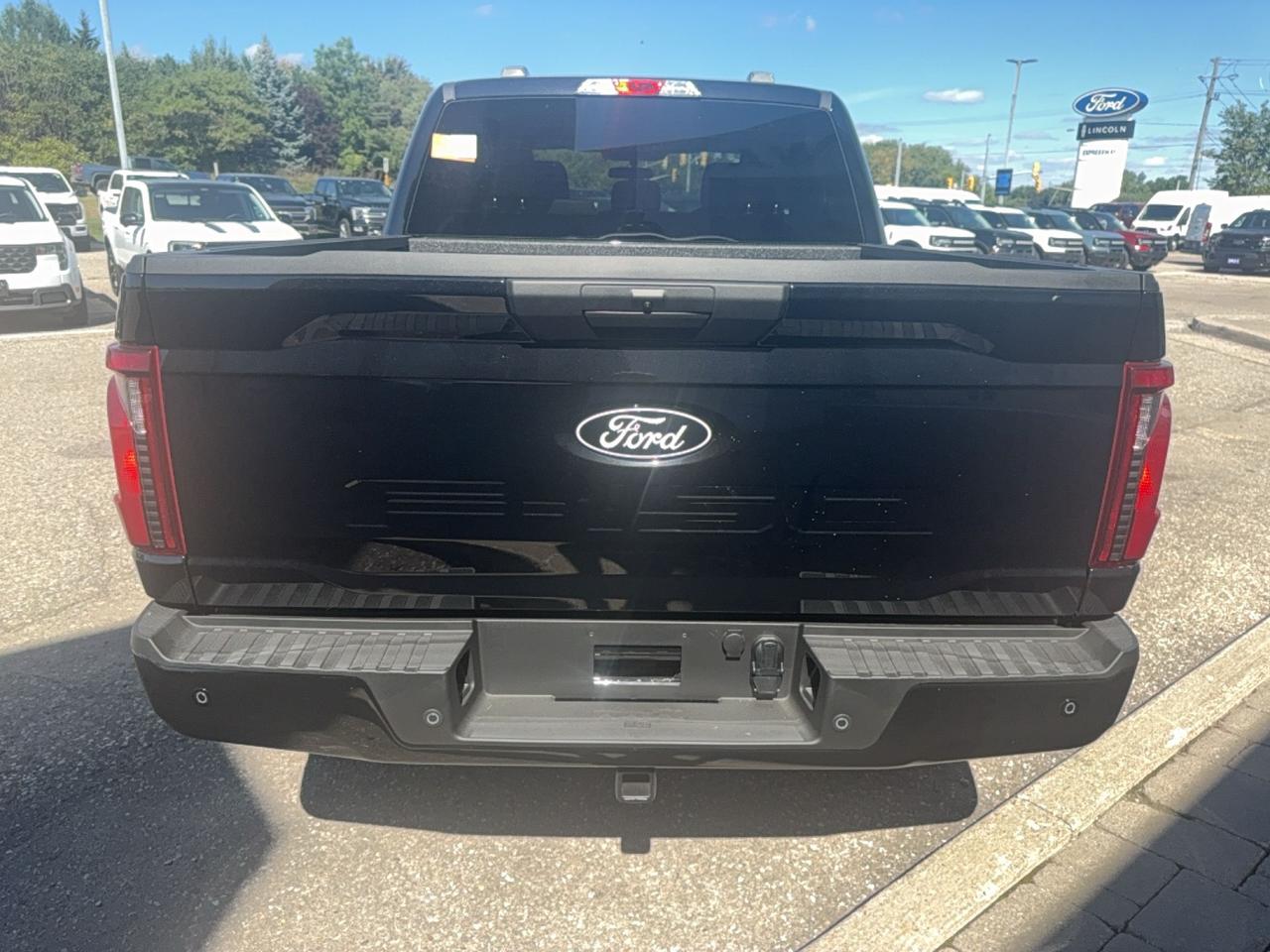2026 Ford F-150 XLT 4WD, BLACK APPEARANCE PKG, SPRAY IN BED LINER Photo4