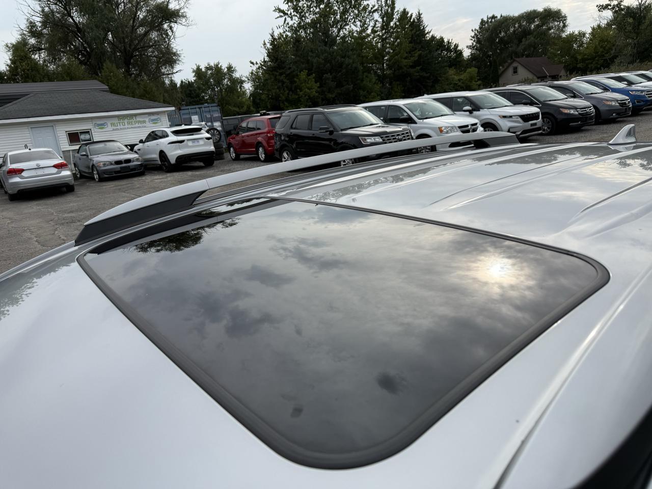 2018 Toyota RAV4 LEATHER ONLY 50km Photo