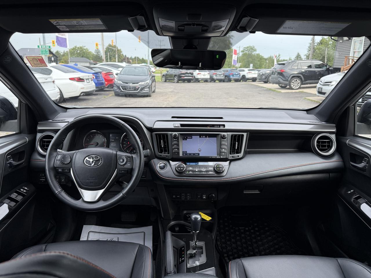 2018 Toyota RAV4 LEATHER ONLY 50km Photo