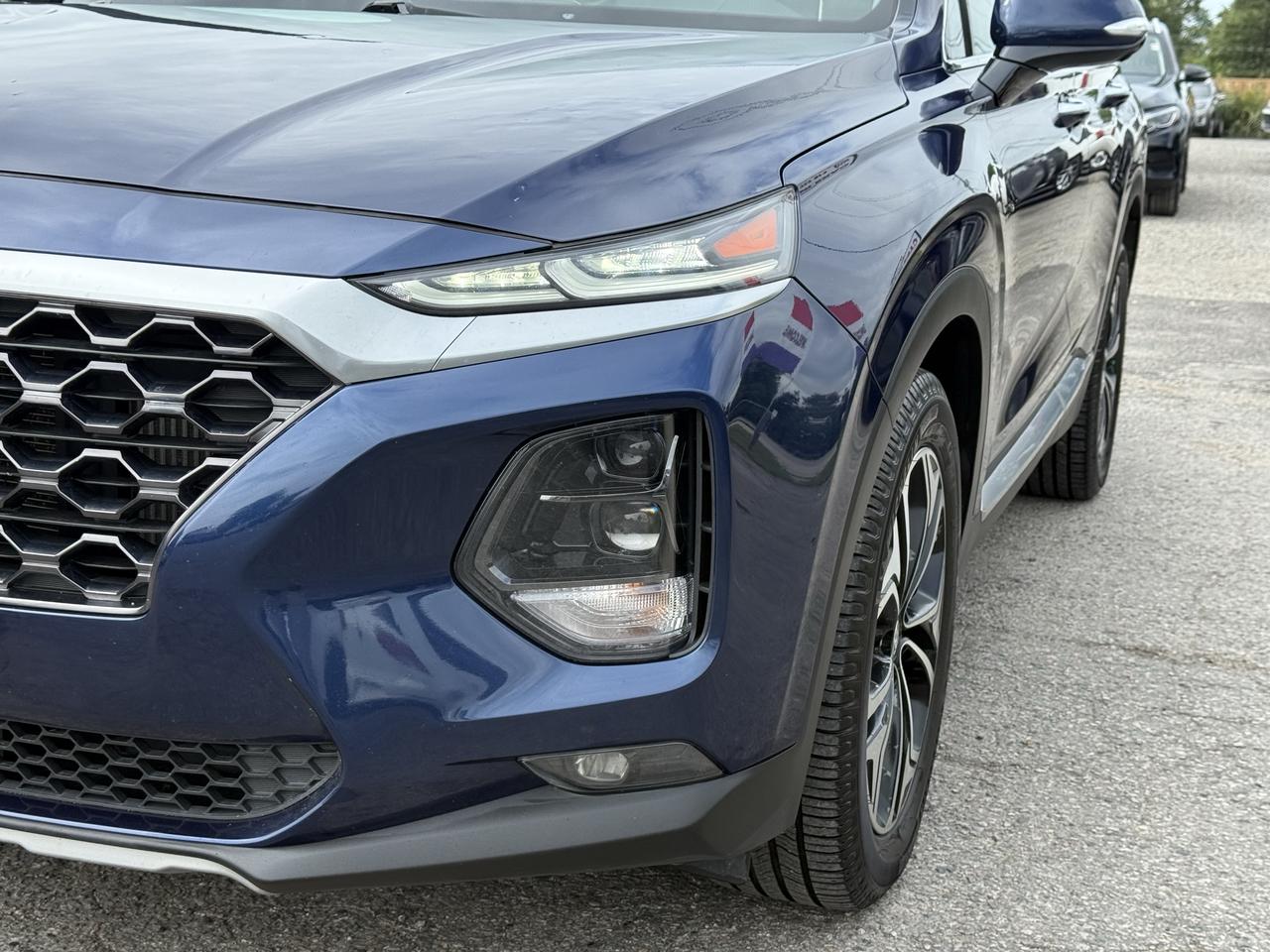 2019 Hyundai Santa Fe 2.0T Ultimate AWD Photo