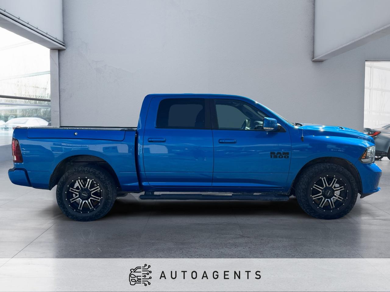 2018 RAM 1500 Sport Crew Cab SWB 4WD Photo