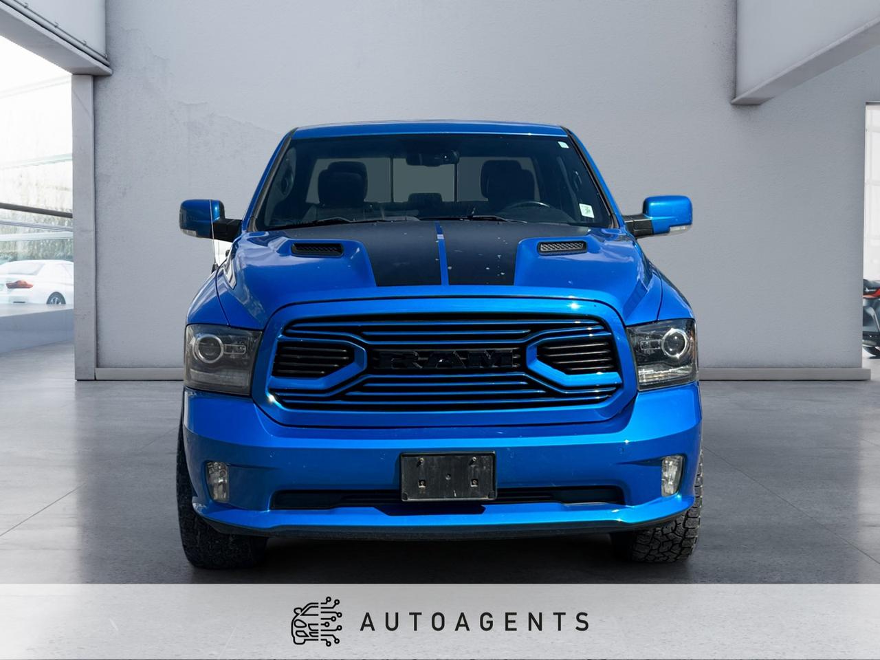 2018 RAM 1500 Sport Crew Cab SWB 4WD Photo