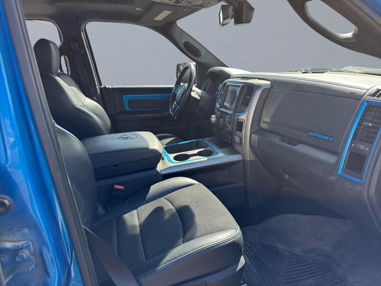 2018 RAM 1500 Sport Crew Cab SWB 4WD Photo