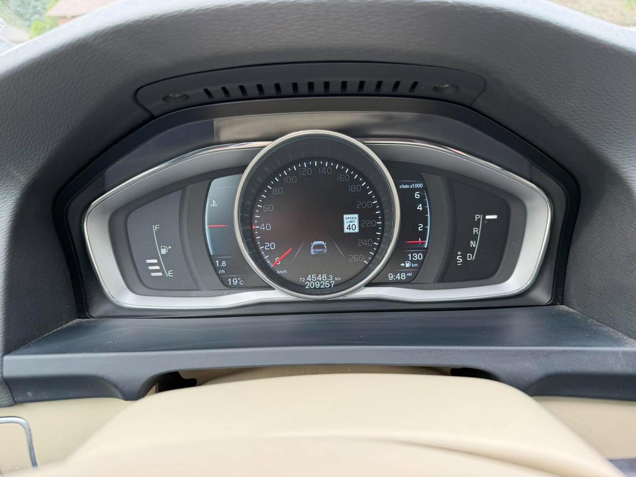 2015 Volvo V60 2015.5 4dr Wgn T5 Drive-E Premier FWD Photo