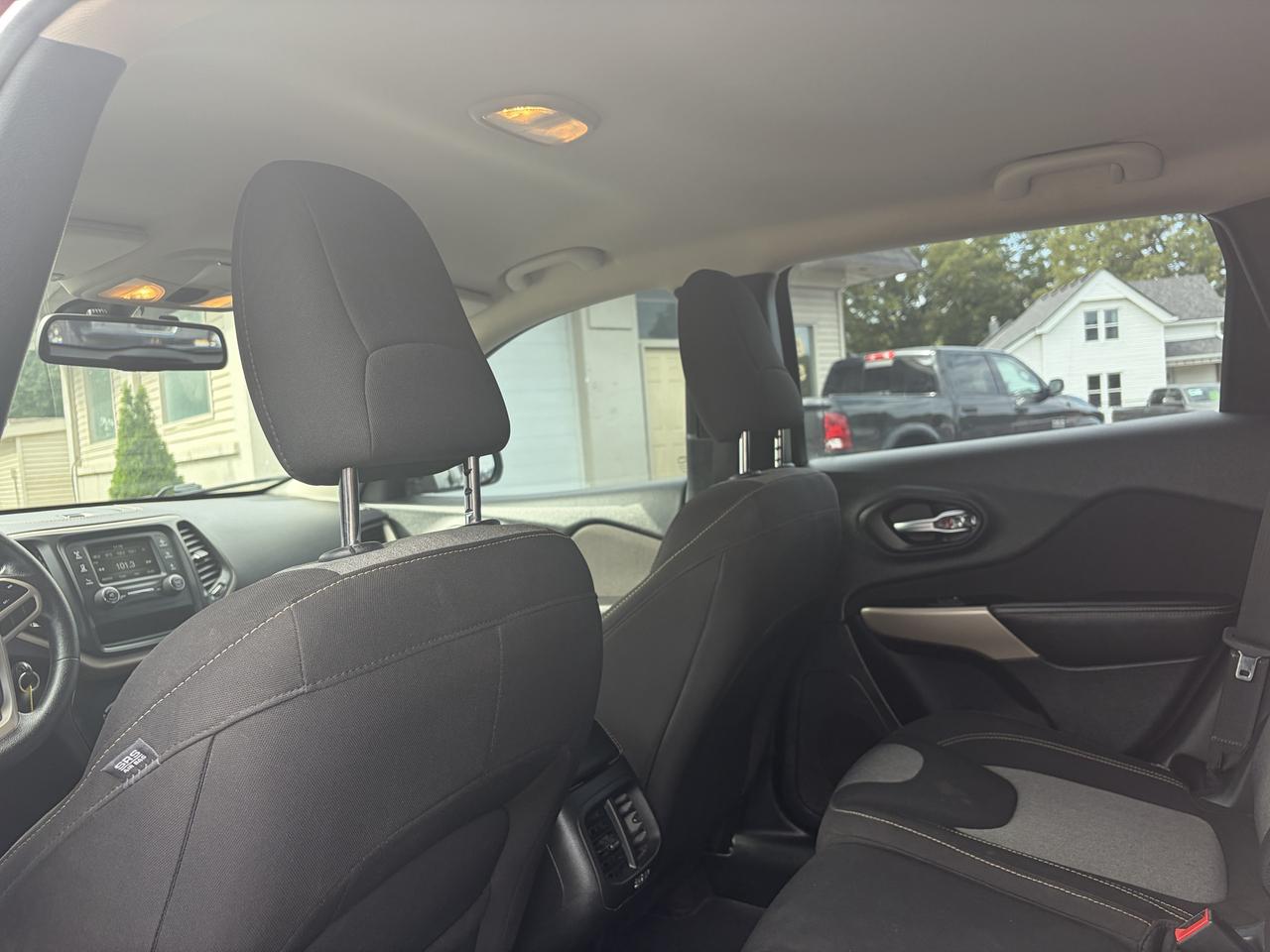 2017 Jeep Cherokee Sport-Excellent Service Records-Locally Owned! Photo