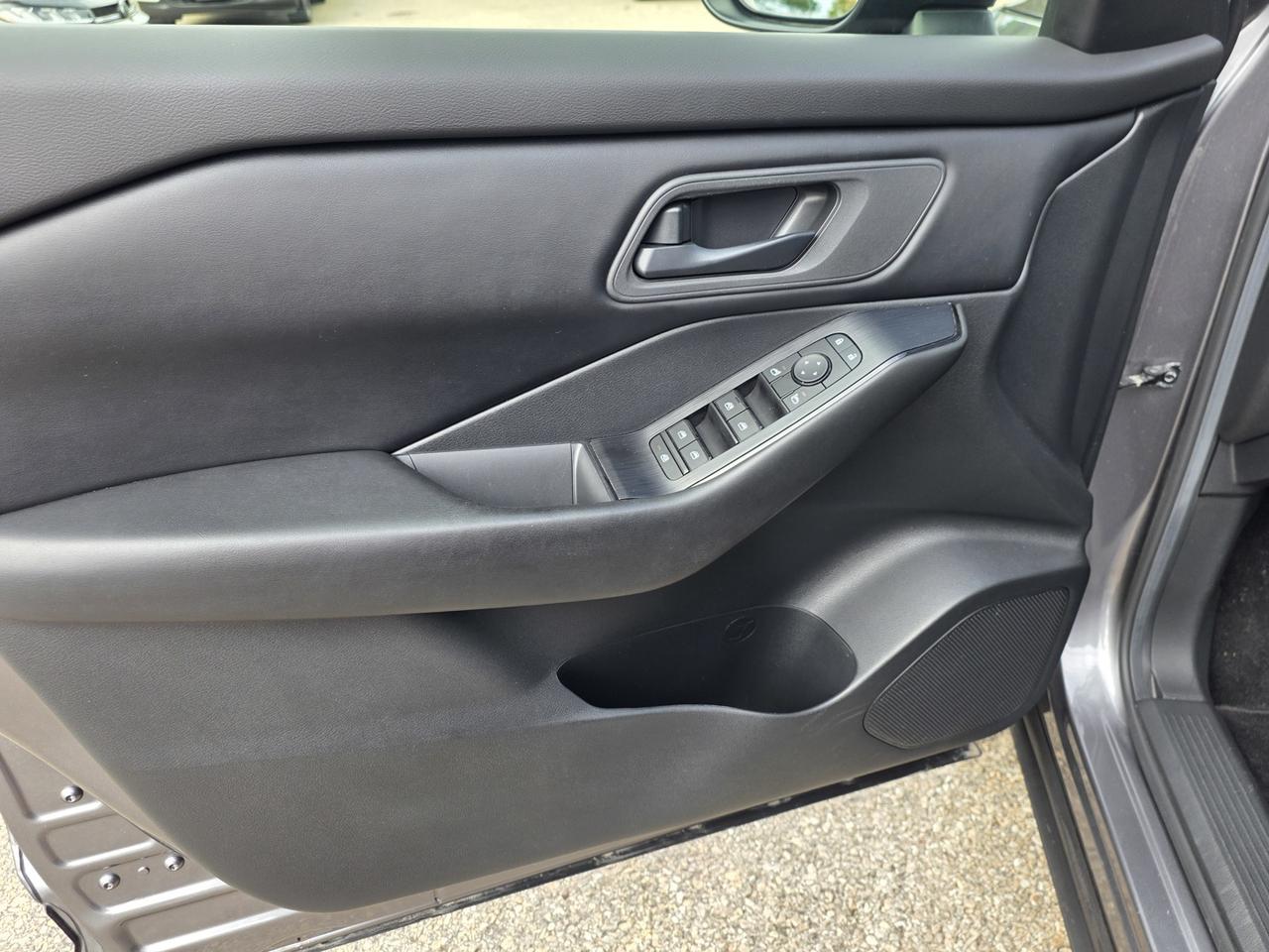 2024 Nissan Rogue S AWD Photo